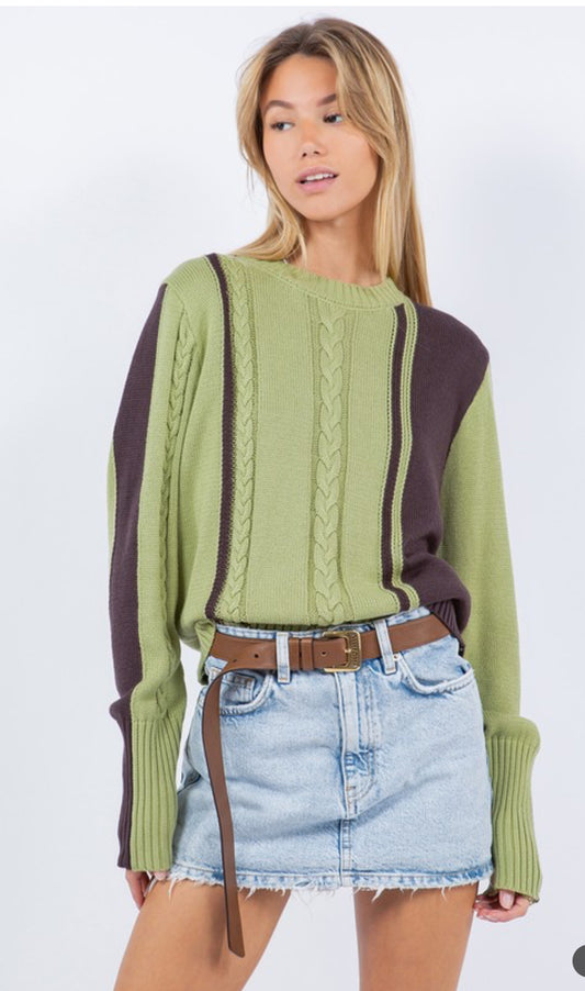 Line up Pullover Top